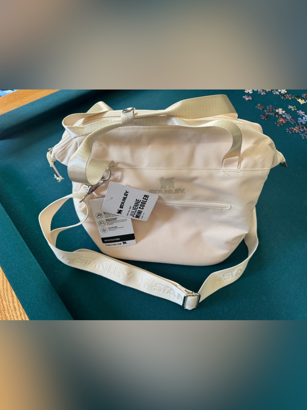 Stanley Pink & Cream The All-Day Julienne Mini Cooler Bag 7L NWT - Picture 12 of 15